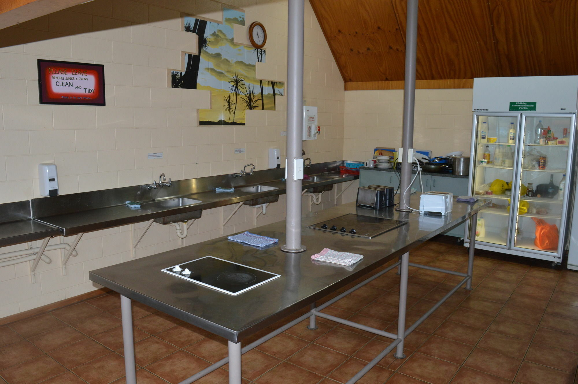 Dunedin Holiday Park Екстер'єр фото