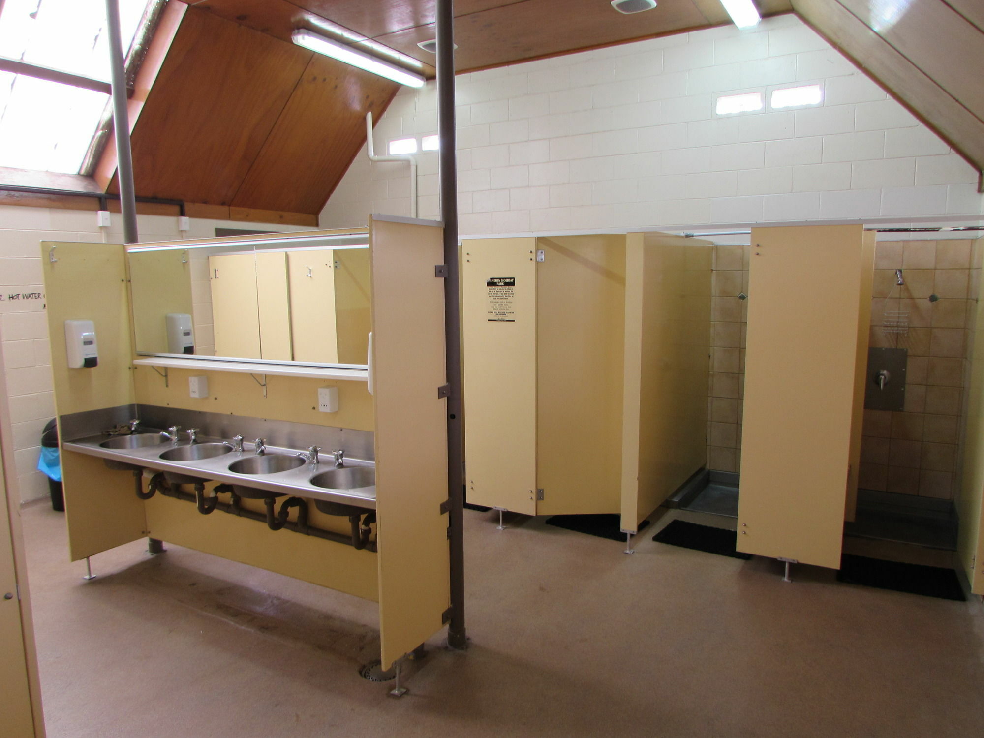 Dunedin Holiday Park Екстер'єр фото